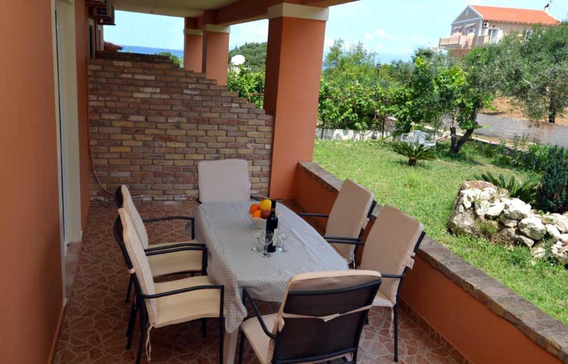 Pyramid City Apartments Агіос-Спиридон Номер фото