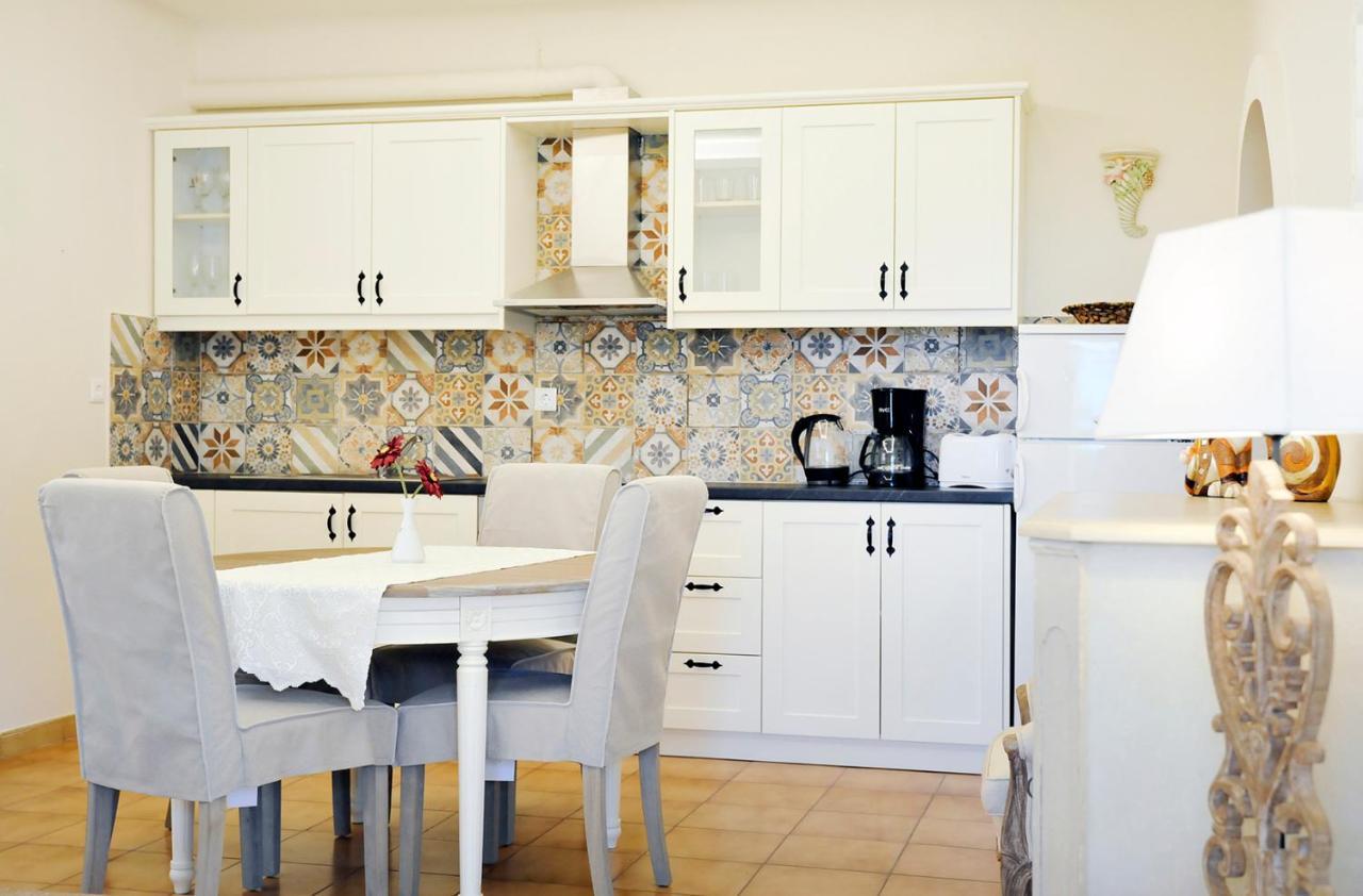 Pyramid City Apartments Агіос-Спиридон Номер фото